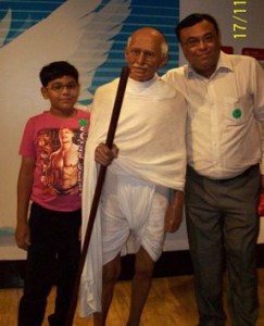 dentist bharat agravt Madam Tushad Wax Museum in hing kong